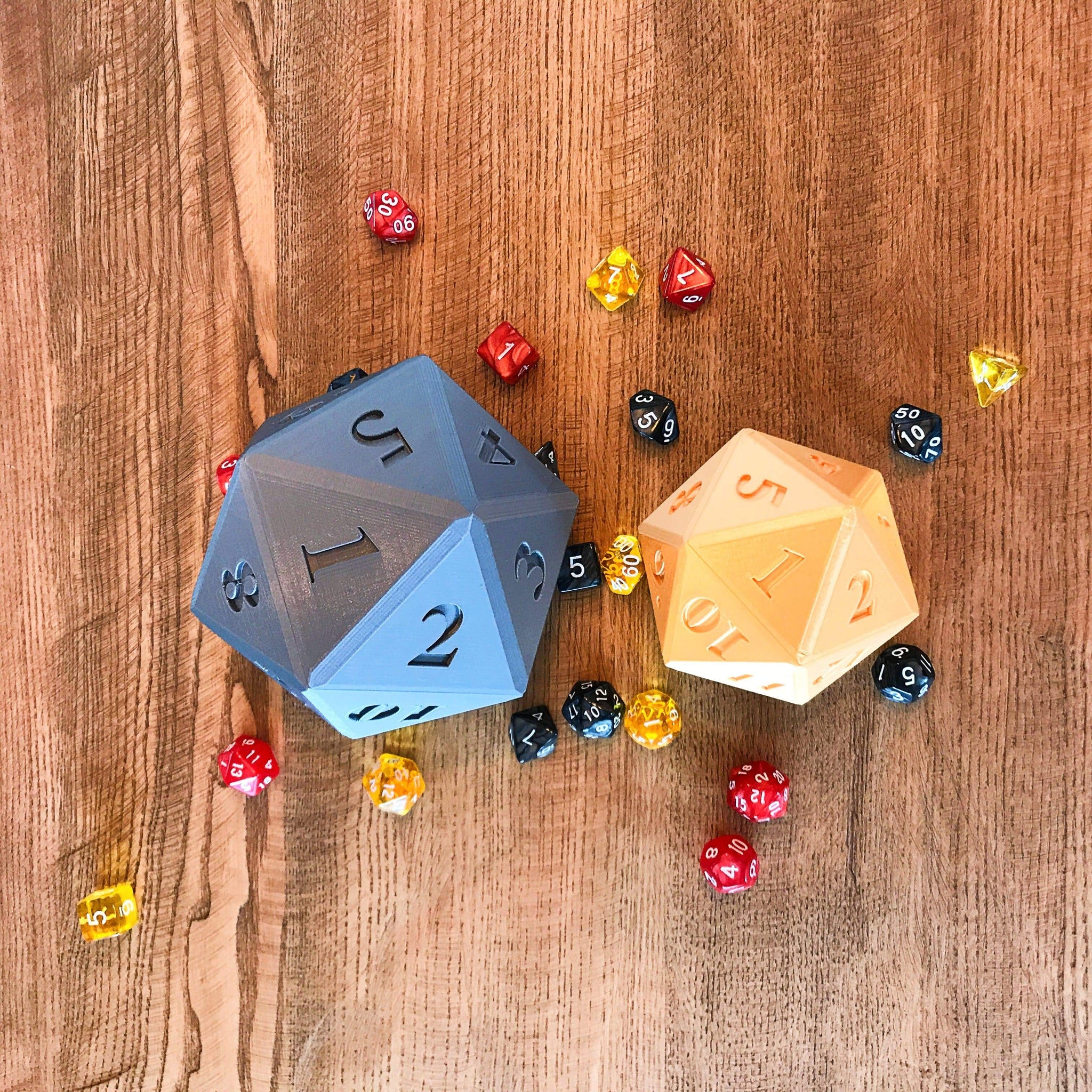 Bescon Set di contatori di dadi posivi e negativi colorati da 36 pezzi da 12 mm, dadi di fedeltà con piccoli dadi a gettoni in scatola di mattoni  26